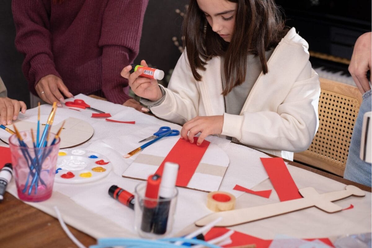 New Year’s Eve Crafts To Keep Kids Busy